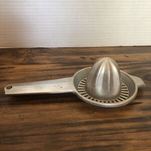 Vintage Foley Aluminium Citrus Fruit Juicer Reamer Made in USA Kitchen Tool
